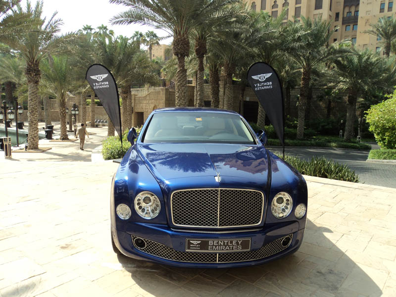 AMC Advertising & Marketing Consultants JLT-Bentley Emirates-Dubai-Tear Drop Flags